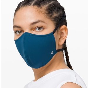 Lululemon Mask